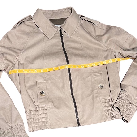 Zara Basic Cropped Bomber Jacket Womens Size Large Classic Lined Elastic Waist - Picture 9 of 11